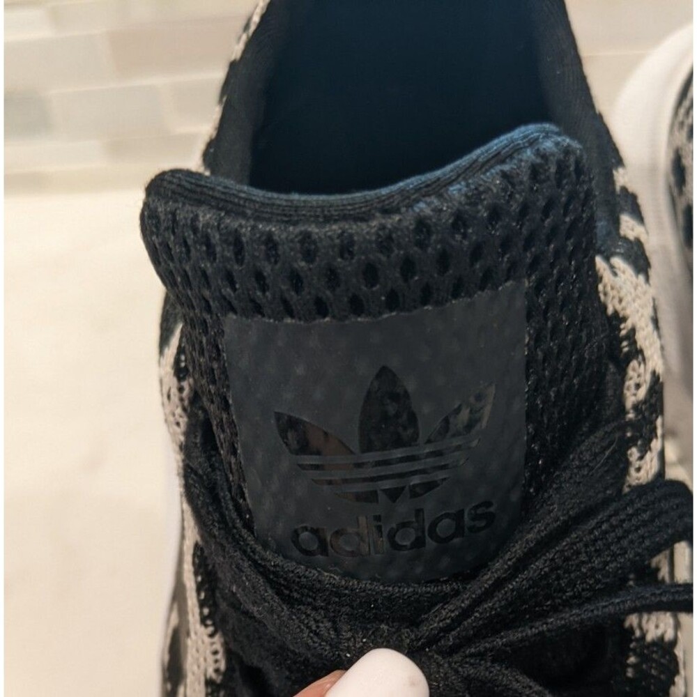 Women's ADIDAS Originals Swift Run Cheetah Leopard Knit Upper Sneakers 7.5 - Picture 4 of 9